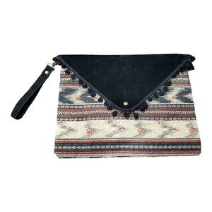 Lulu's Shake Your Pom Pom Black Print Envelope Clutch Purse Aztec Southwestern